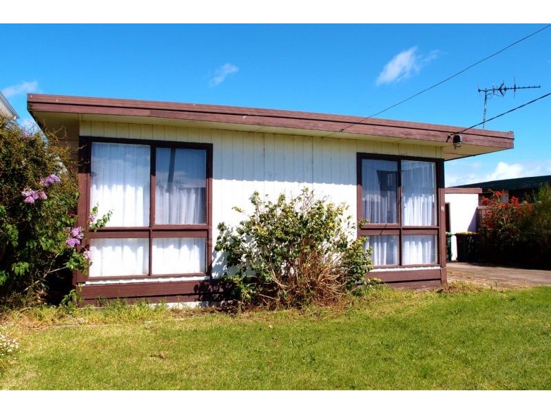 8 Brett Drive, Indented Head VIC 3223