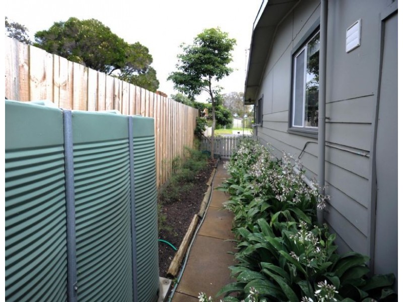 1/7 Hopetoun Street, St Leonards VIC 3223