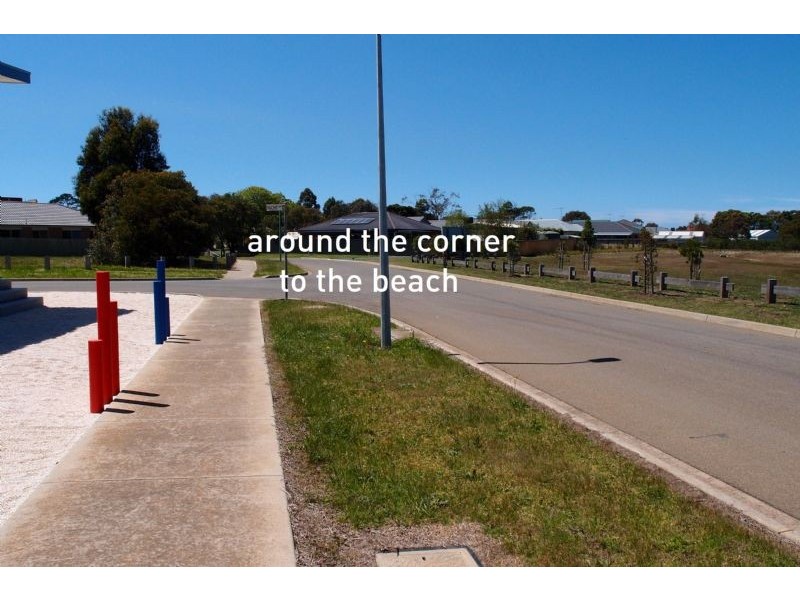 3 Half Moon Crescent, Indented Head VIC 3223