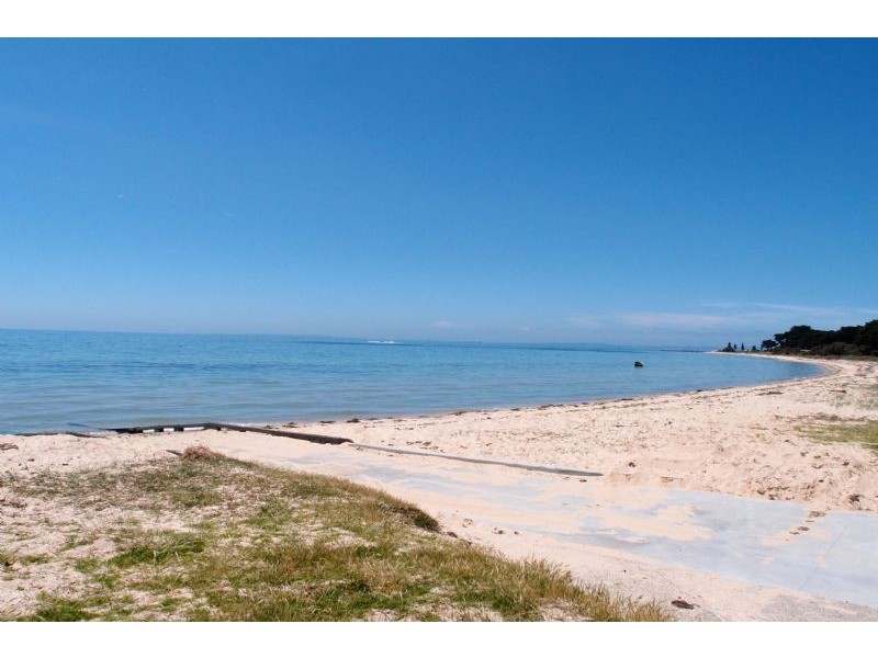 3 Half Moon Crescent, Indented Head VIC 3223