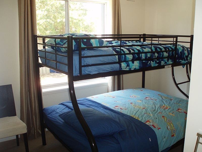 17 Sylvester Ave, St Leonards VIC 3223