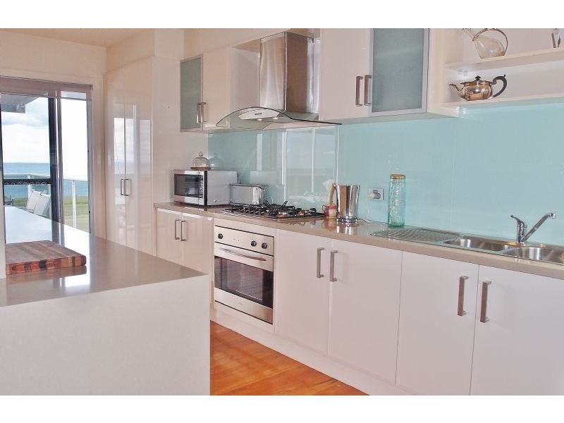 2/35 The Esplanade, Portarlington VIC 3223