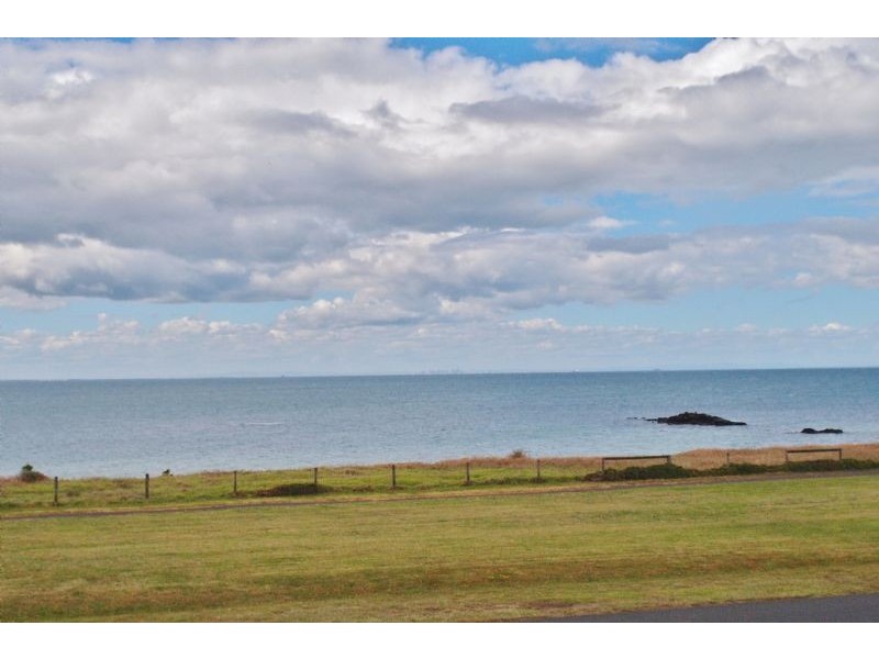 2/35 The Esplanade, Portarlington VIC 3223