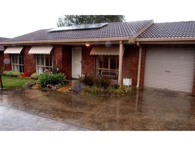 Unit 2/97 Fenwick Street, Portarlington VIC 3223