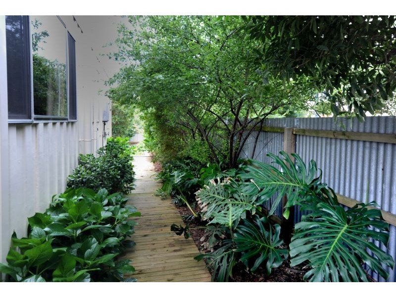 11 Rhonda Avenue, St Leonards VIC 3223