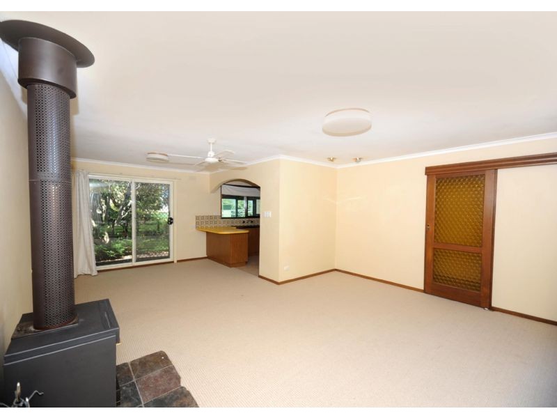 19 St Leonards Parade, St Leonards VIC 3223