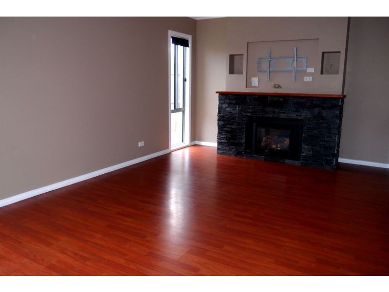 16 Turnberry Close, St Leonards VIC 3223