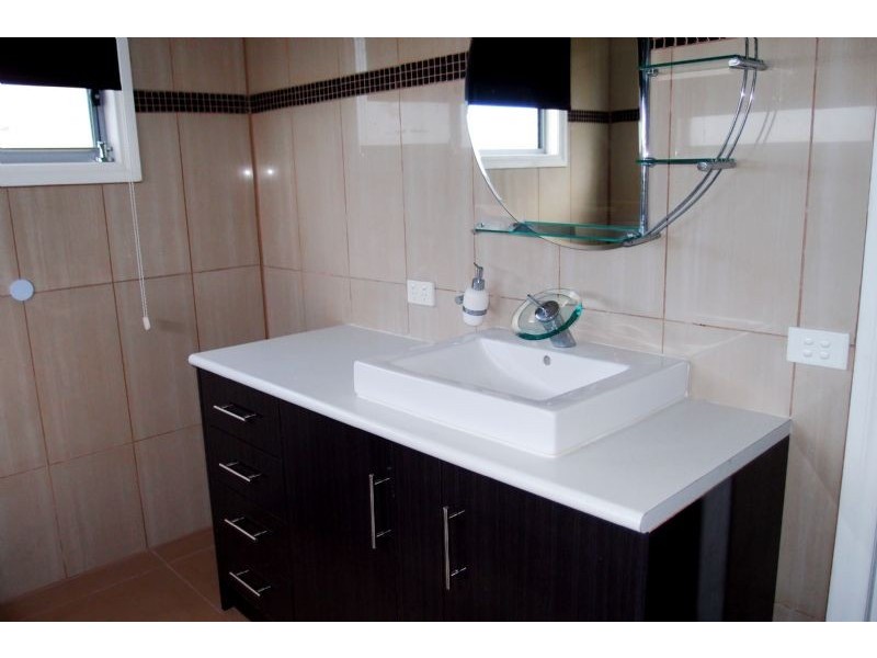 16 Turnberry Close, St Leonards VIC 3223