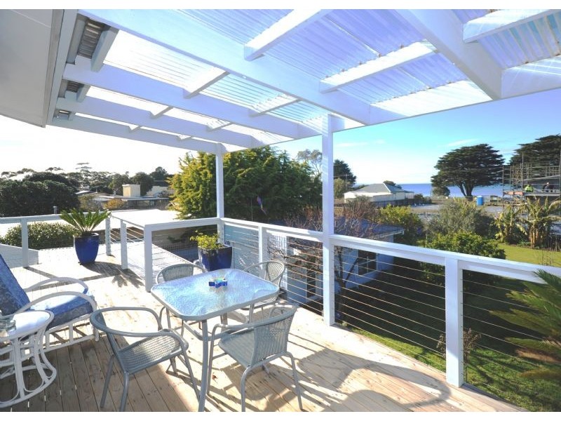 29 St Leonards Parade, St Leonards VIC 3223