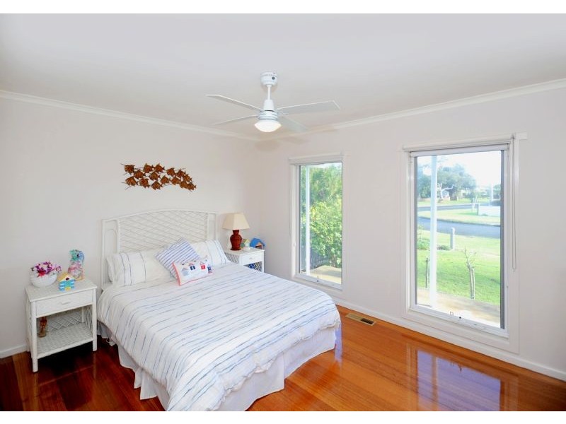 29 St Leonards Parade, St Leonards VIC 3223