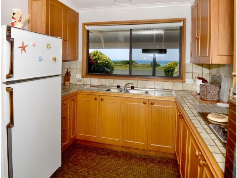 112 The Esplanade, Portarlington VIC 3223