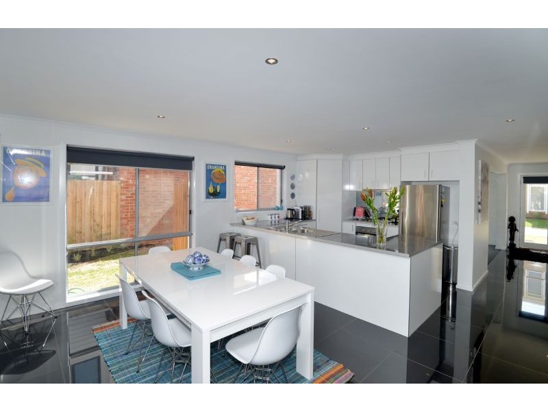 11 Ocean Mist Court, St Leonards VIC 3223