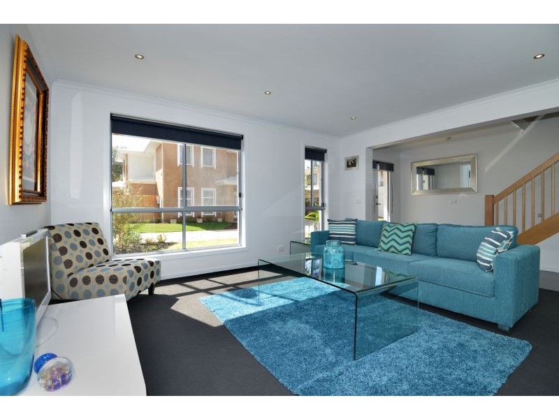 11 Ocean Mist Court, St Leonards VIC 3223