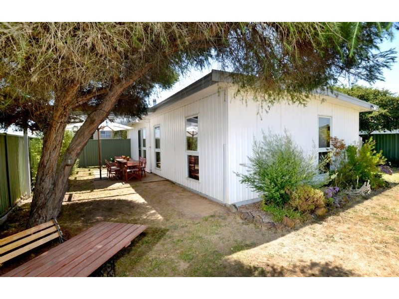 7 Flinders Street, Indented Head VIC 3223