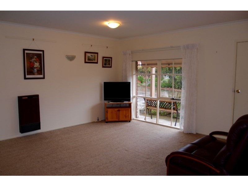 2/97 Fenwick Street, Portarlington VIC 3223