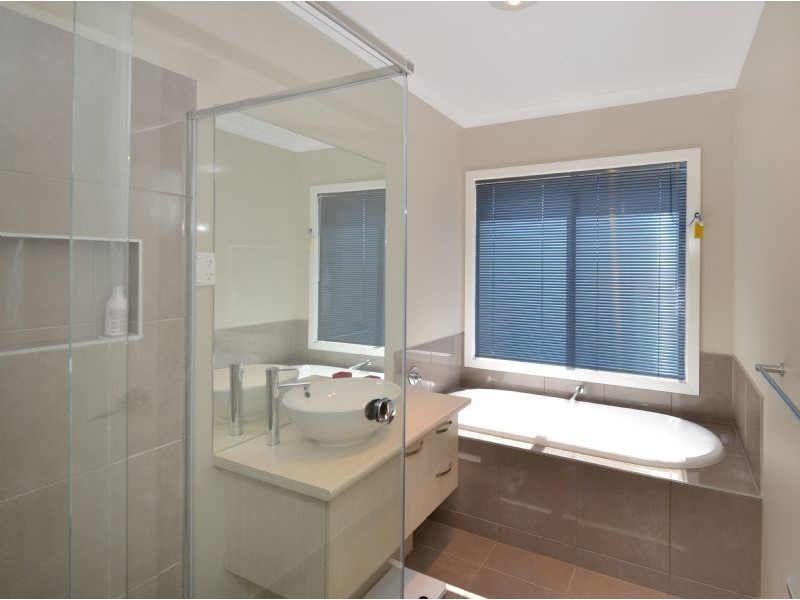27 The Rise, Portarlington VIC 3223