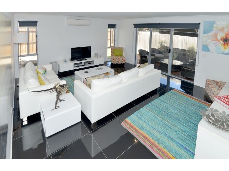 House 11/10 Ord Street, St Leonards VIC 3223