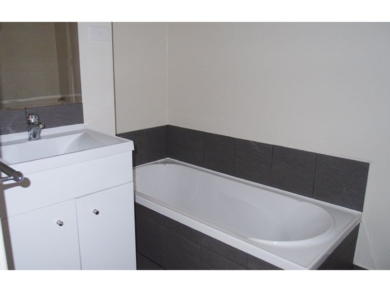 2/7 Batman Street, Portarlington VIC 3223