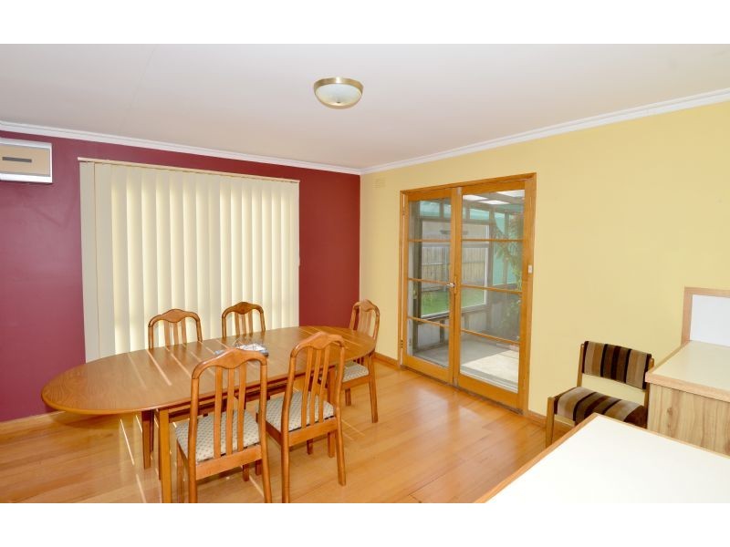 9 Hopetoun Street, St Leonards VIC 3223