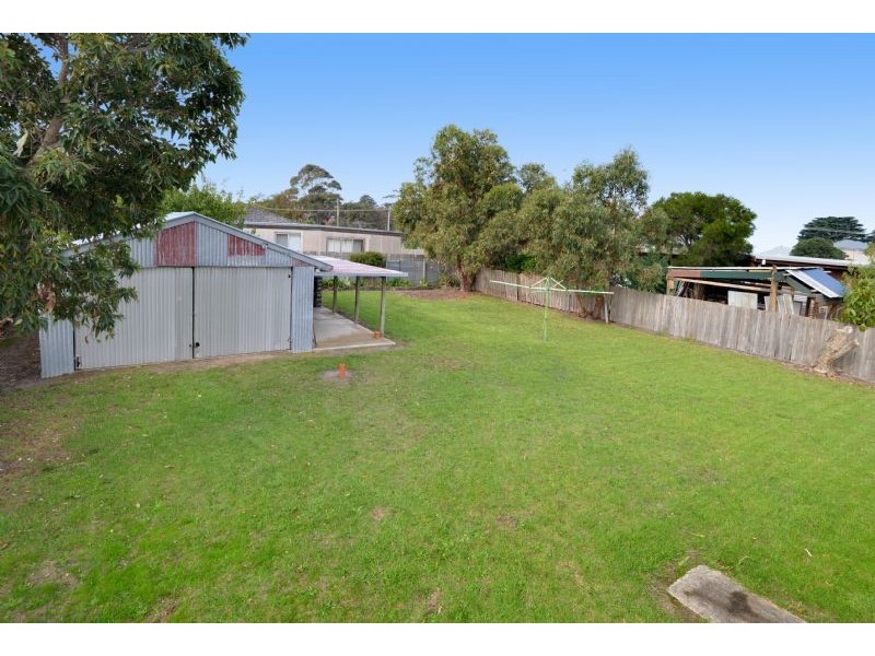 9 Hopetoun Street, St Leonards VIC 3223