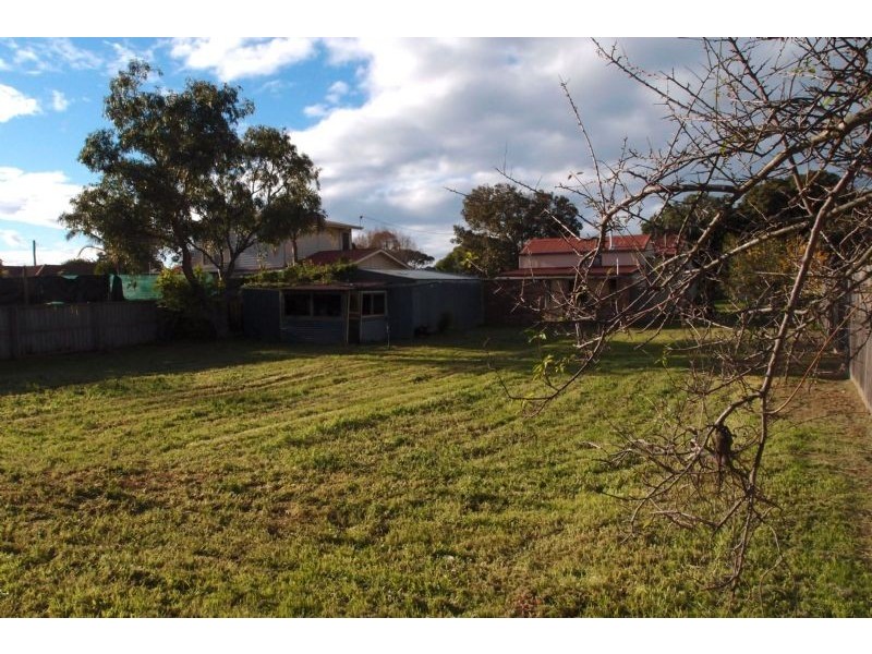 10 Hopetoun Street, St Leonards VIC 3223