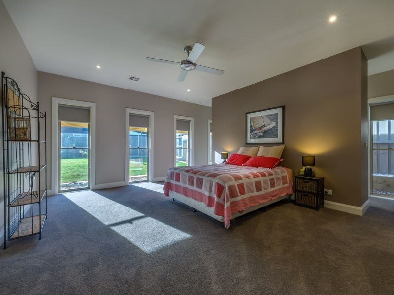 13 Ozone Street, Indented Head VIC 3223
