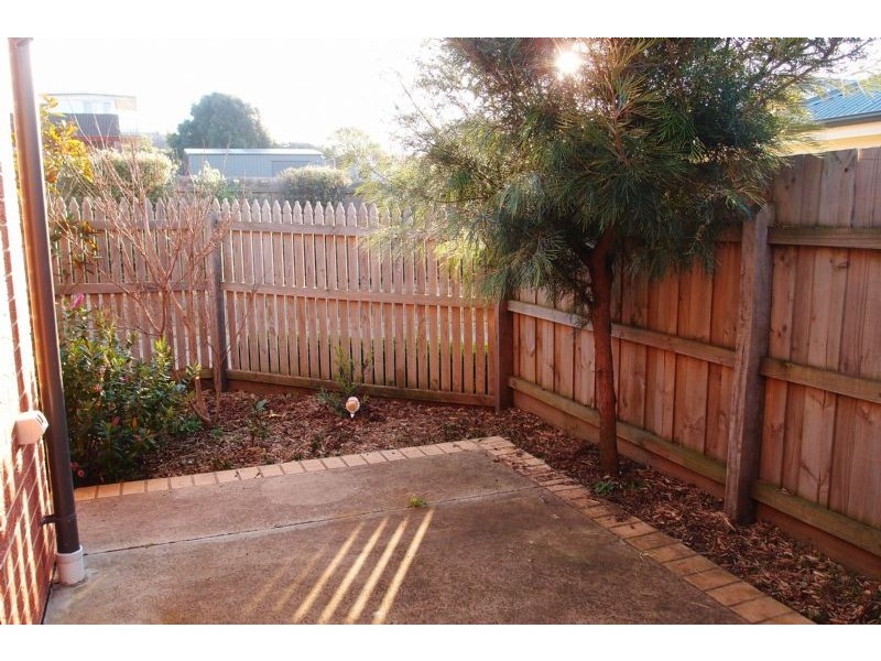 2/43 Willis Street, Portarlington VIC 3223