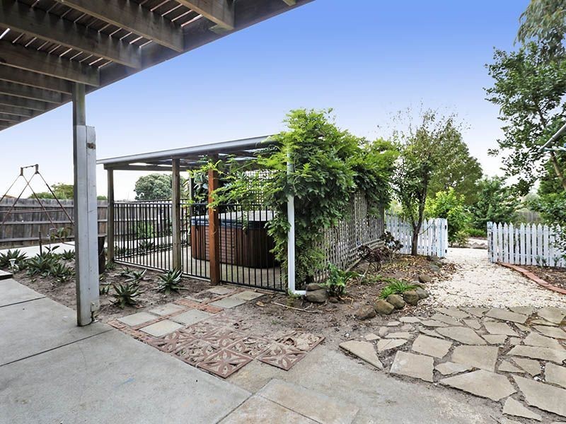 21 Denver Drive, Portarlington VIC 3223