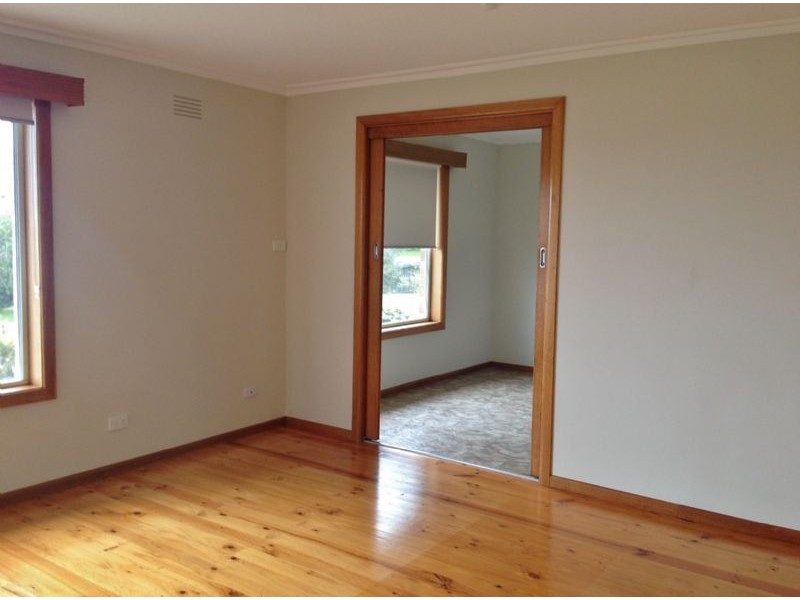 8 Robin Avenue, Portarlington VIC 3223