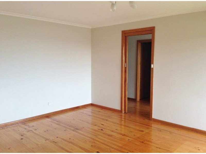 8 Robin Avenue, Portarlington VIC 3223