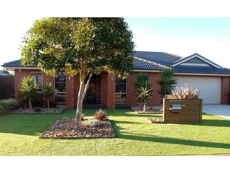 42 Gilbert Street, St Leonards VIC 3223