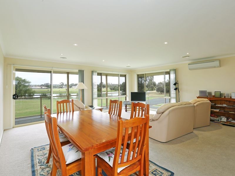 39 Dudley Parade, St Leonards VIC 3223