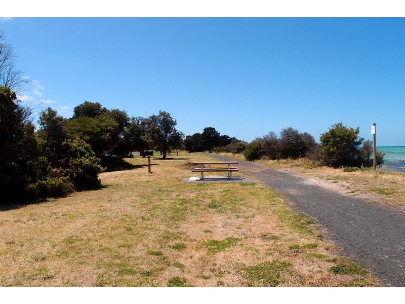 4/4-6 Dossetor Road, St Leonards VIC 3223