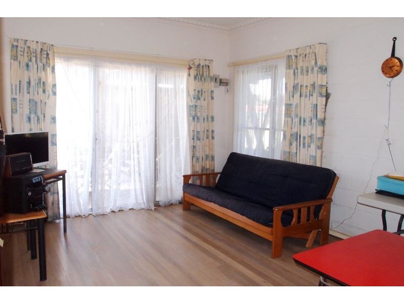 4/4-6 Dossetor Road, St Leonards VIC 3223