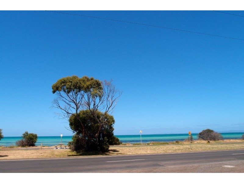 4/4-6 Dossetor Road, St Leonards VIC 3223