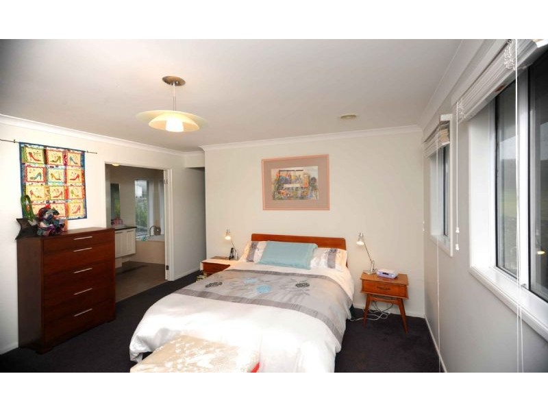 49 Golden Grove, Portarlington VIC 3223