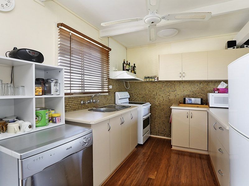 11 Coach Road, Indented Head VIC 3223