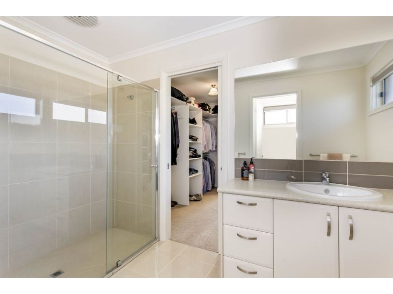 288 The Esplanade, Indented Head VIC 3223