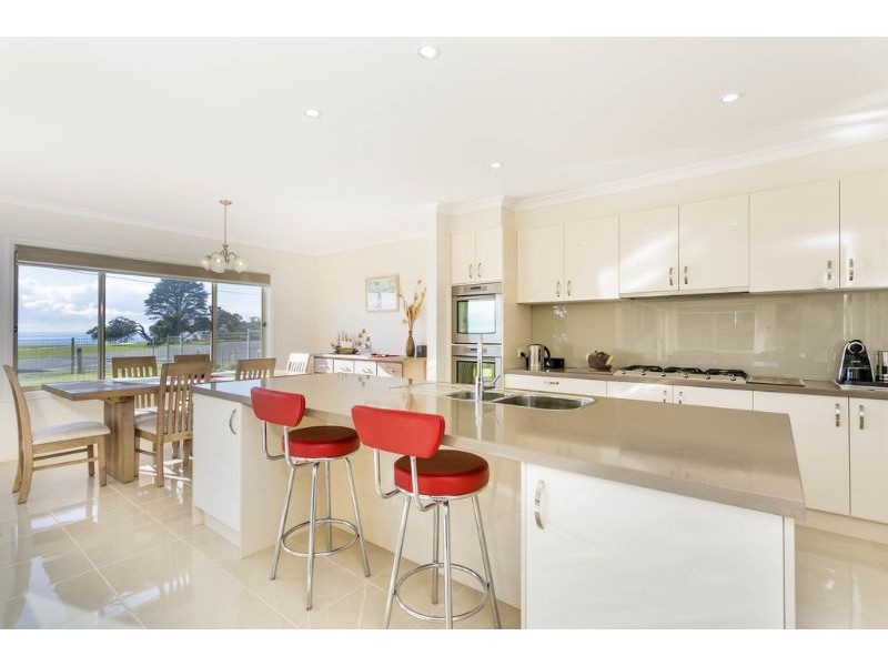 288 The Esplanade, Indented Head VIC 3223