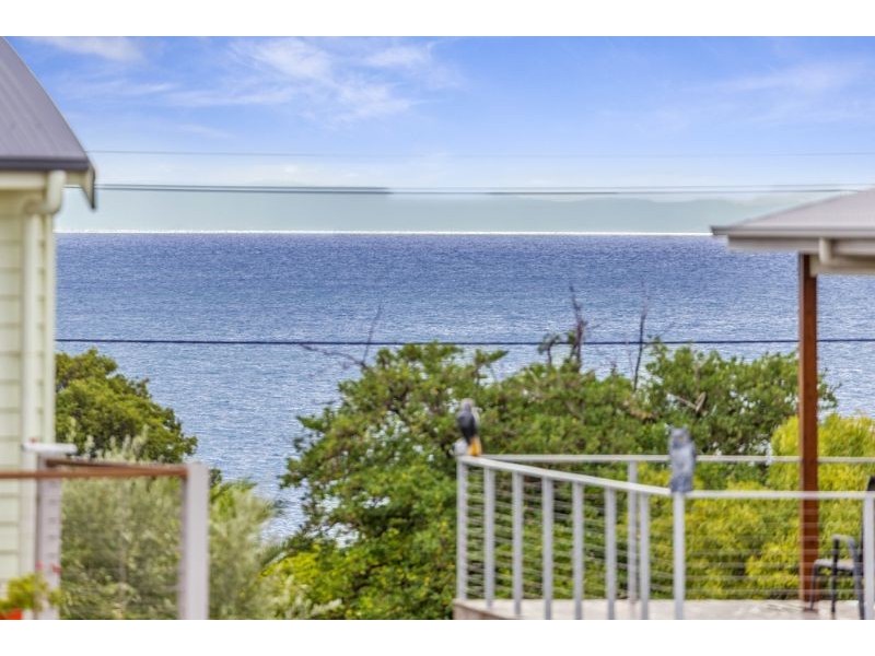 2 Sorrento Terrace, Indented Head VIC 3223