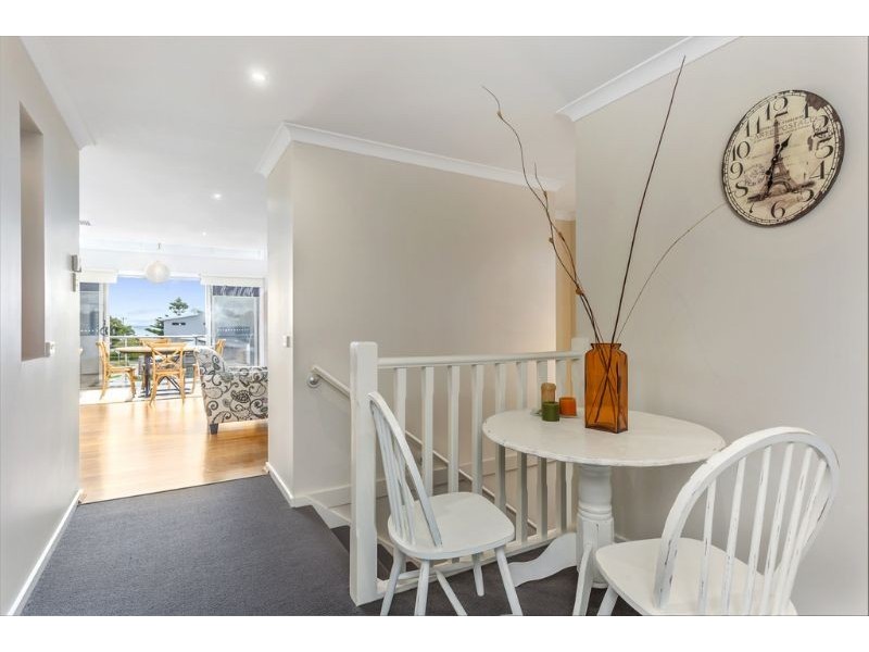 2 Sorrento Terrace, Indented Head VIC 3223