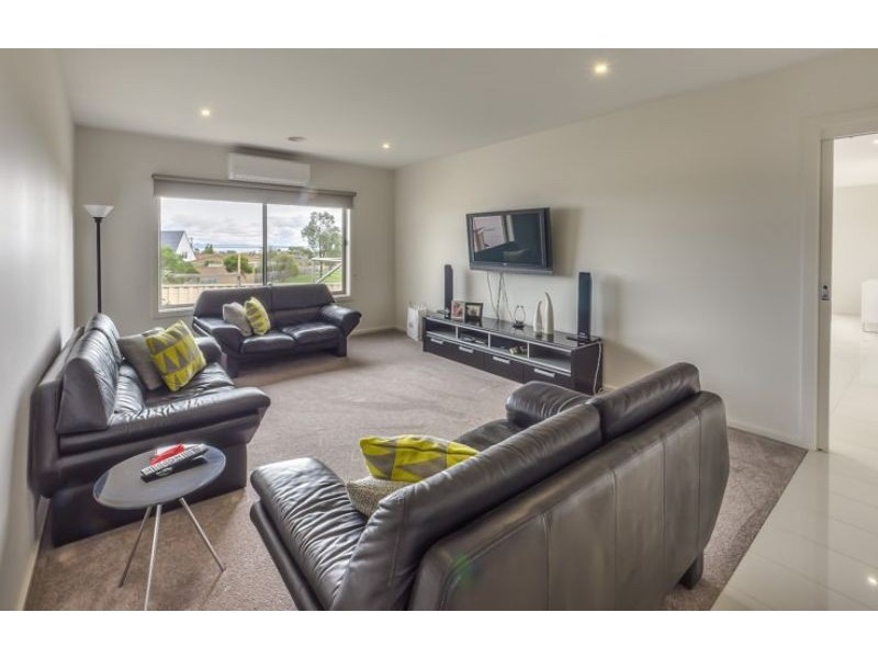 34 Hawthorn Street, Portarlington VIC 3223