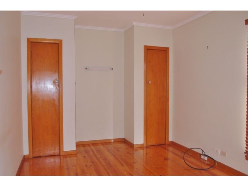 8 Flinders Street, Indented Head VIC 3223