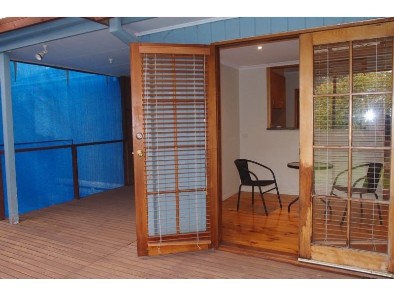 8 Flinders Street, Indented Head VIC 3223