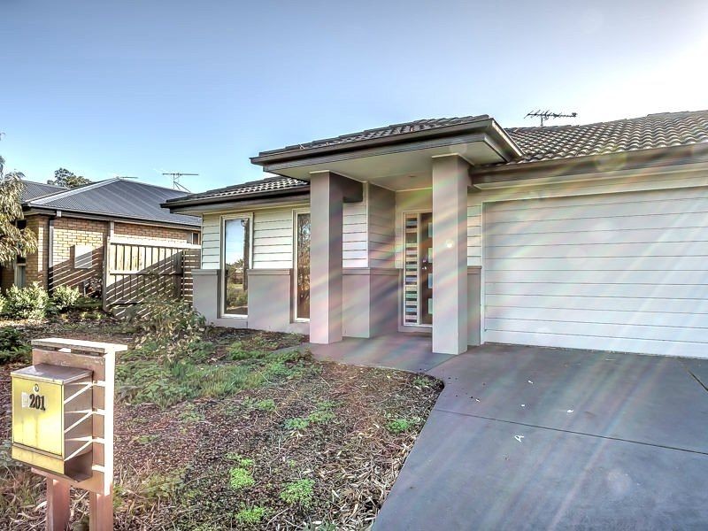 201 Newcombe Street, Portarlington VIC 3223