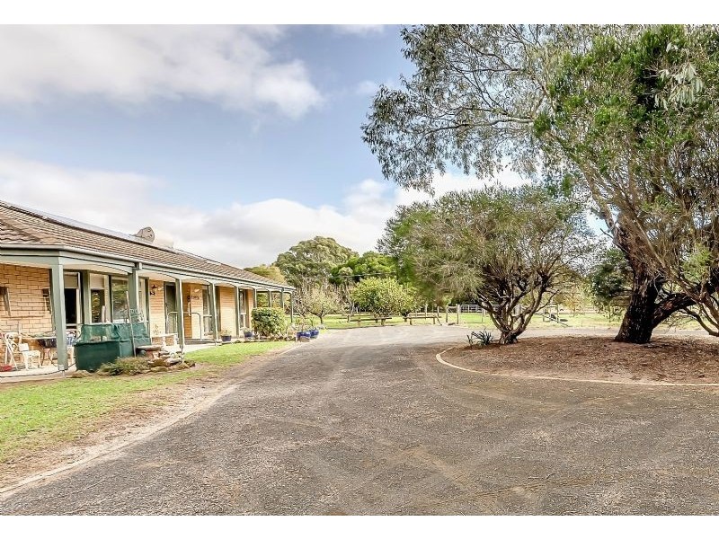 135 Old St Leonards Road, St Leonards VIC 3223