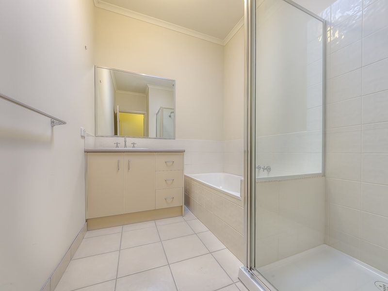 2/71 Willis Street, Portarlington VIC 3223