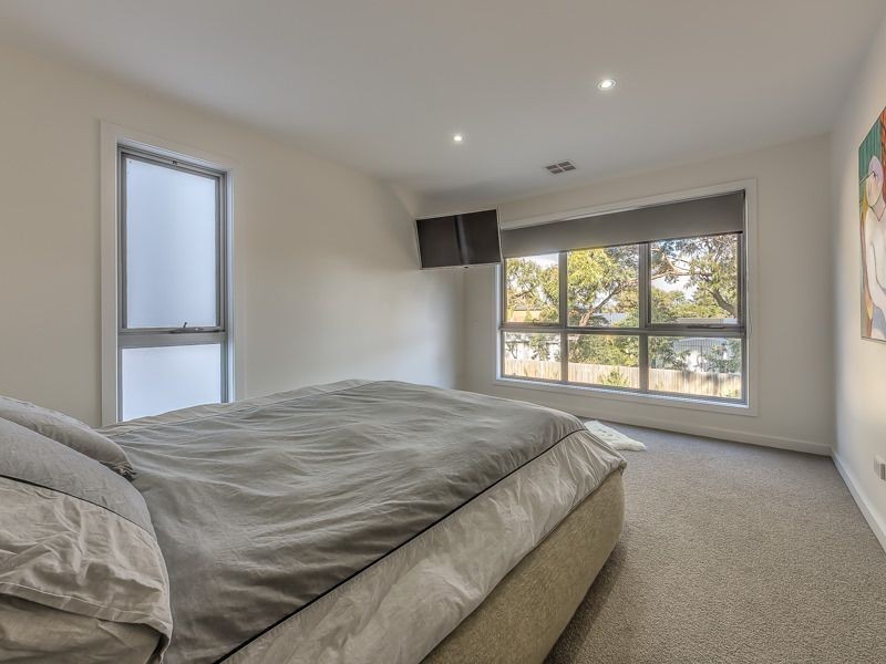 16 Ocean Mist Court, St Leonards VIC 3223