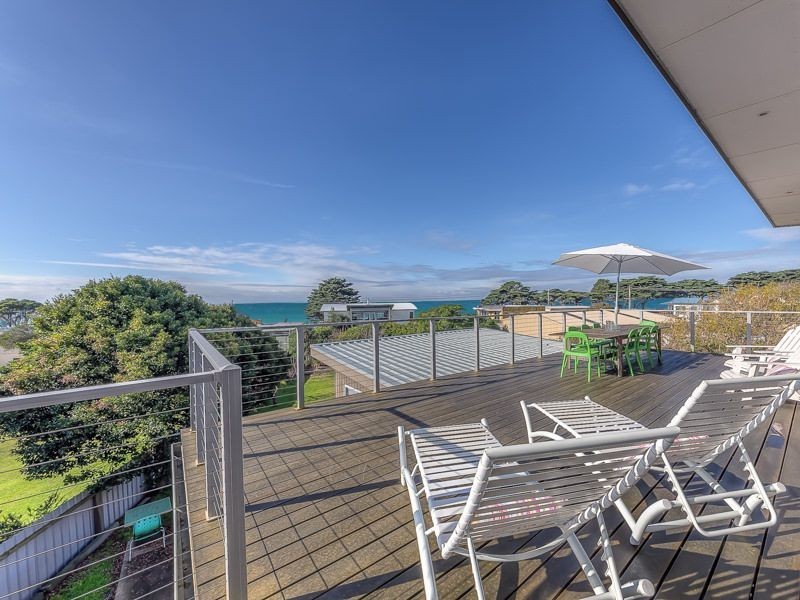 25 Manning Street, St Leonards VIC 3223