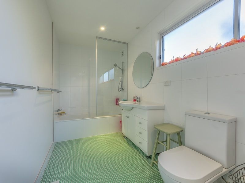 25 Manning Street, St Leonards VIC 3223